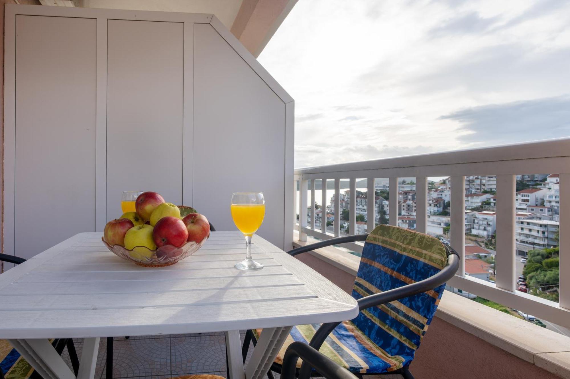 Apartments And Rooms Breeze Neum Buitenkant foto