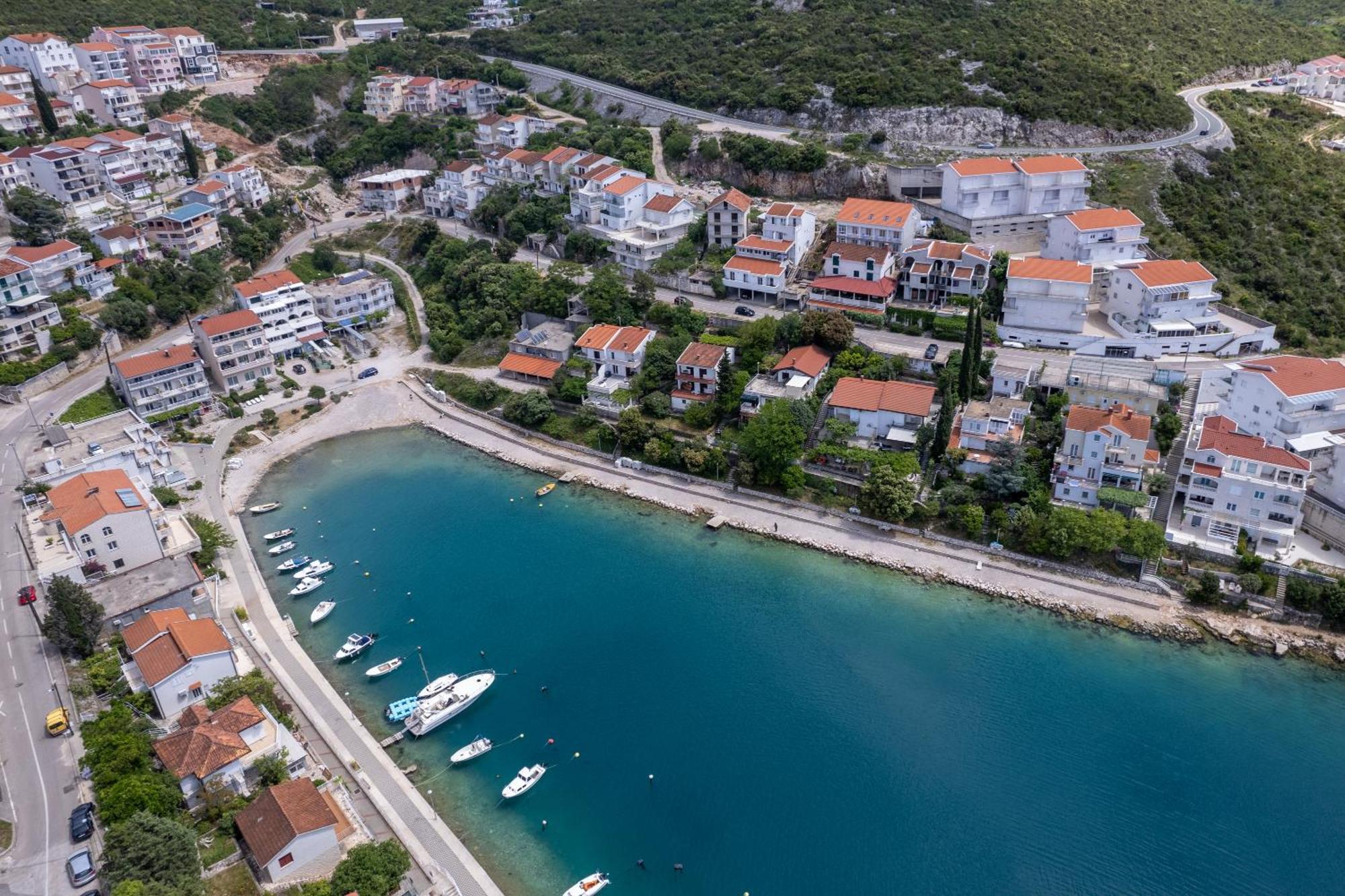 Apartments And Rooms Breeze Neum Buitenkant foto